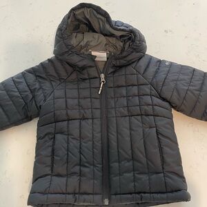 Black 2T Columbia puffer jacket